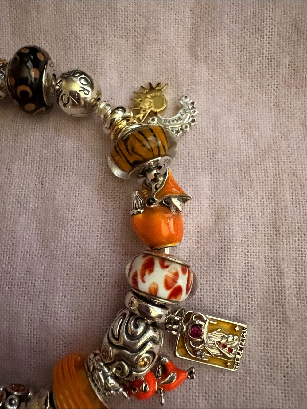 Pandora bangle with orange theme - Picture 2 of 8
